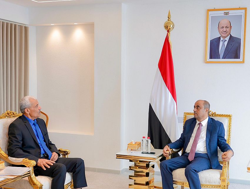 رئيس الوزراء يؤكد الحرص على رفع كفاءة القوات المسلحة والأمن لهزيمة الحوثيين واستكمال استعادة الدولة