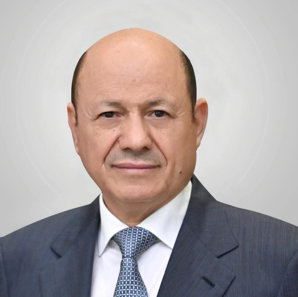 الرئيس العليمي يتبادل التهاني مع قادة الدول العربية والإسلامية بحلول عيد الأضحى