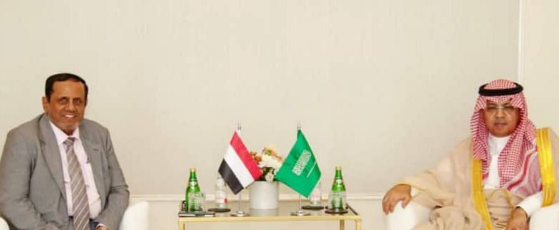 رئيس هيئة الطيران يبحث مع نظيره السعودي تعزيز التعاون في مجال الطيران المدني