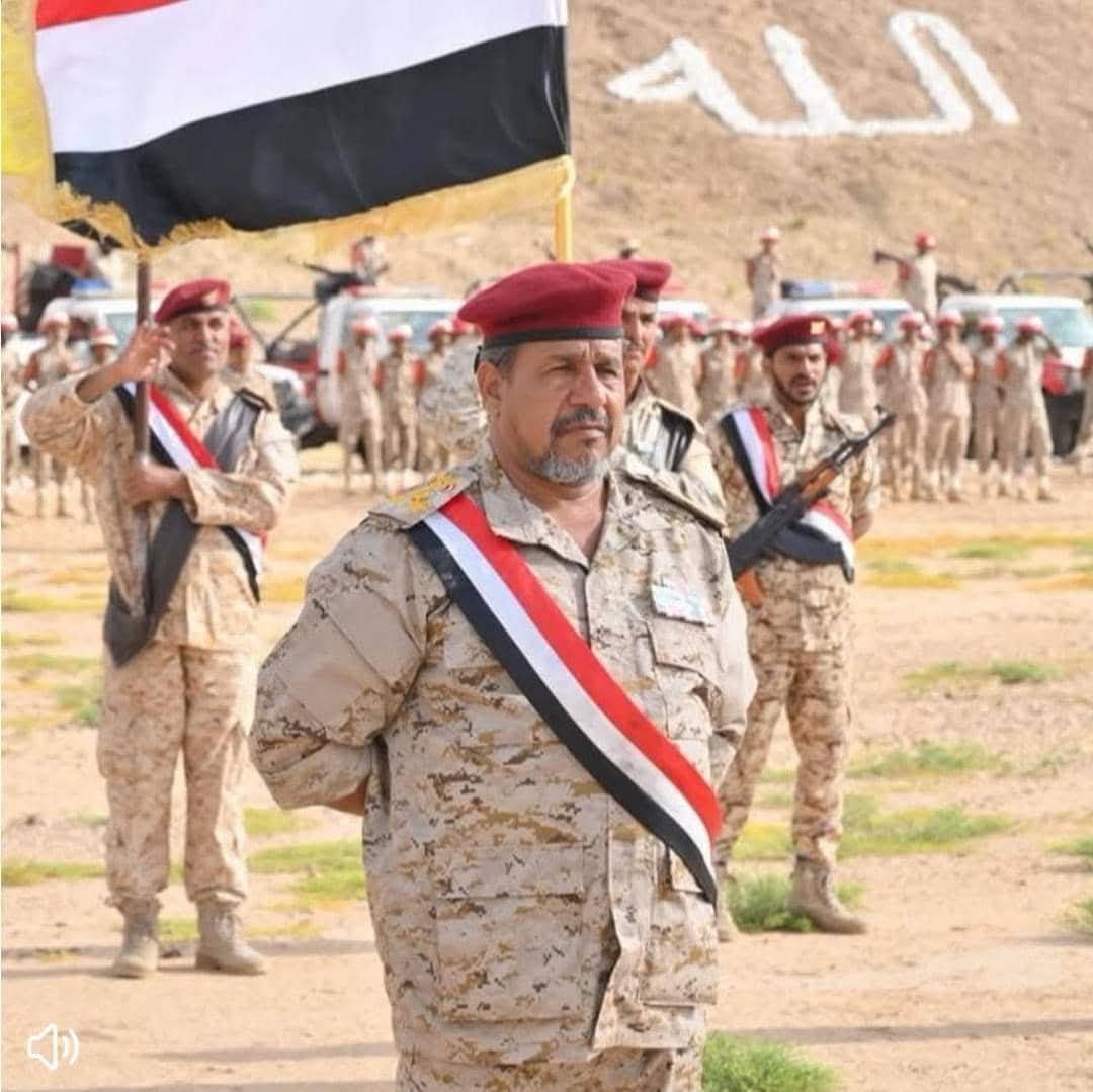 وزارة الدفاع ورئاسة الأركان تنعيان العميد عبدالله زايد وتتوعدان بملاحقة المتورطين في الهجوم الغادر بالمهرة