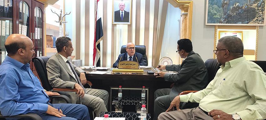 وزير الإدارة المحلية يناقش مصفوفة أولوية الوزارة العاجلة خلال الـ100 يوم القادمة