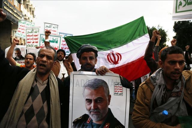 الحوثي ورقة أخيرة رابحة.. متى يشارك وكلاء طهران في حربها مع إسرائيل؟