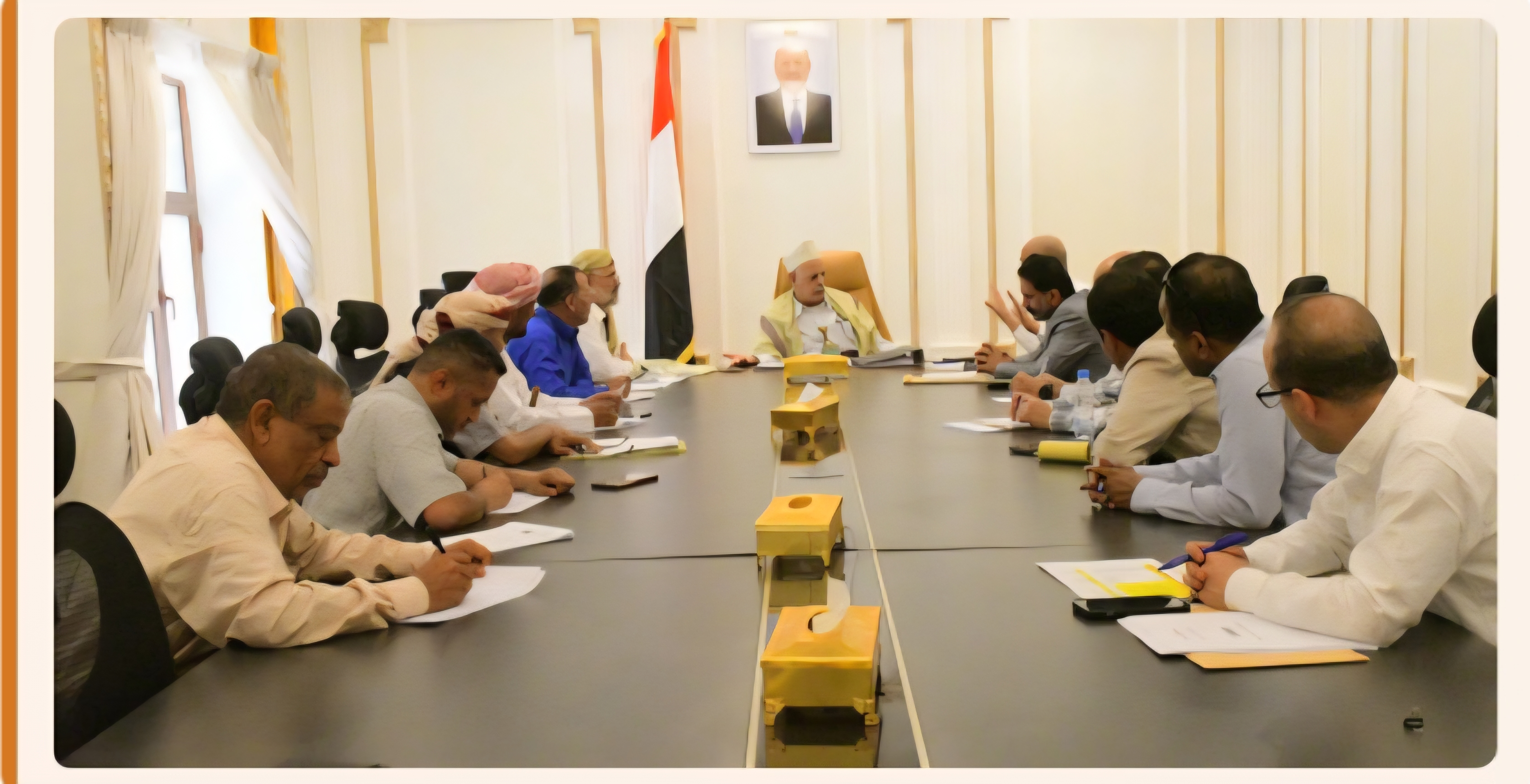 اللجنة البرلمانية الرقابية تواصل مهامها في مأرب وتلتقي قيادات الشركات النفطية والغازية ورئاسة جامعة إقليم سبأ
