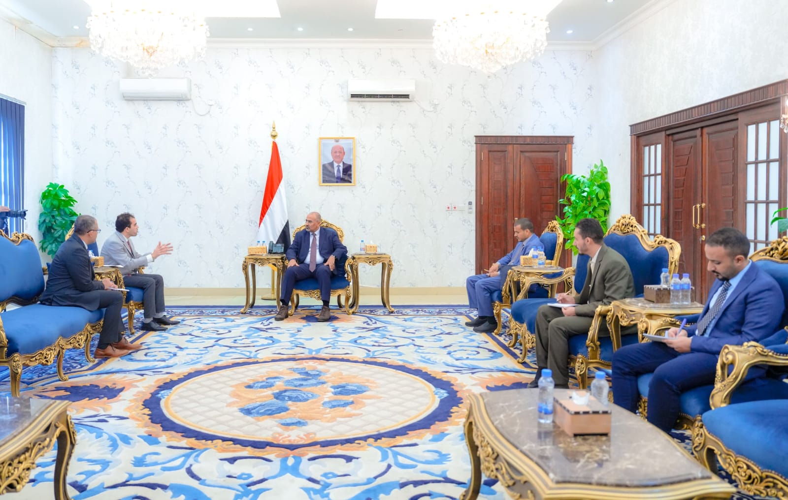 الزُبيدي يشيد بالتدخلات الإنسانية للجنة الدولية للصليب الأحمر في بلادنا