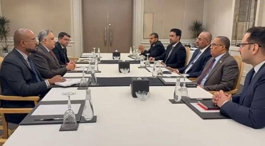 اللواء الزُبيدي يبحث مع السفير الهندي آفاق التعاون المشترك في الجوانب الأمنية والخدمية