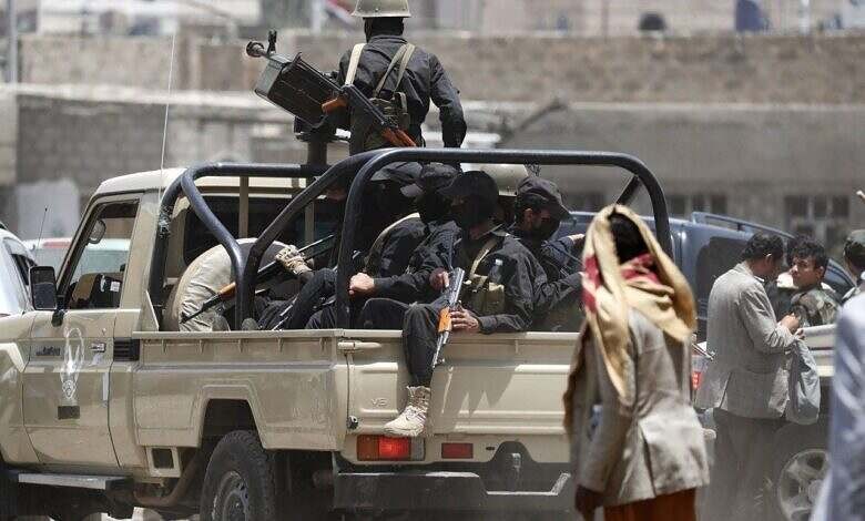 صورة ارشيفية عناصر من مليشيا الحوثي