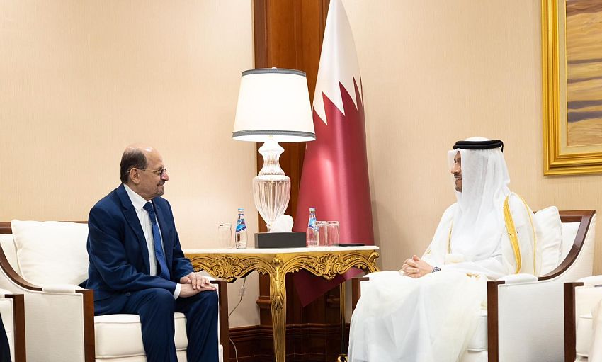 وزيرالخارجية يشيد بمواقف قطر الثابتة والداعمة لمجلس القيادة والحكومة 