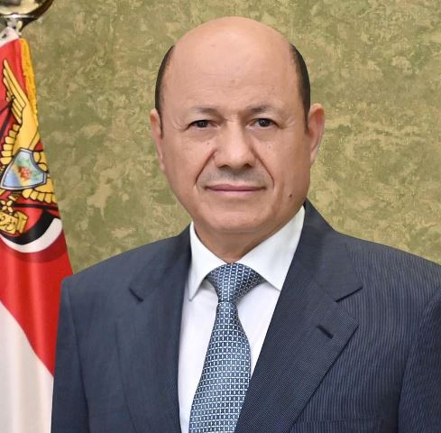 رئيس مجلس القيادة الرئاسي يعزي سلطان عمان بضحايا السيول والامطار