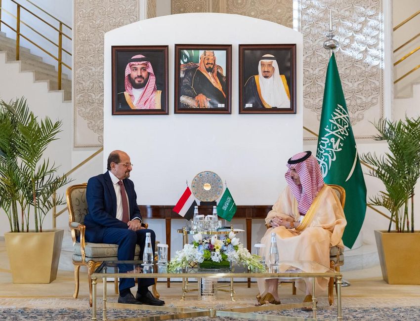 وزير الخارجية يشيد بدور السعودية ومساعيها لتحقيق السلام والاستقرار في اليمن